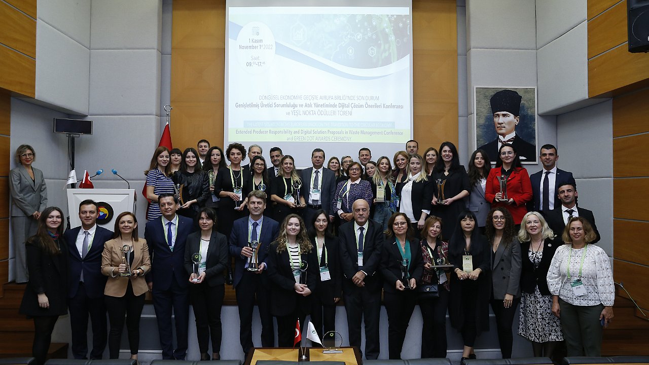 ÇEVKO Vakfı 'Yeşil Nokta Sanayi ve Basın Ödülleri' sahiplerini buldu
