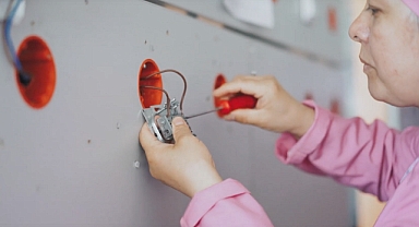 Günsan Elektrik’in kadın çalışan sayısı 2021’de 176 oldu