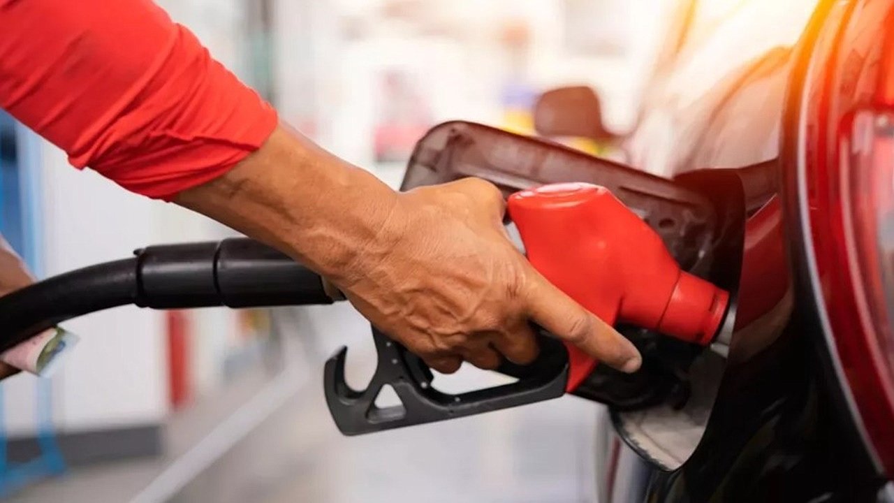 Petrol düştü, benzin ve motorine indirim geldi