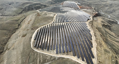 İş Bankası Öz Tüketim Amaçlı İlk Güneş Enerji Santrali Yatırımını Devreye Aldı