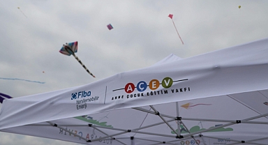 Fiba Yenilenebilir Enerji ve AÇEV, Dünya Rüzgâr Günü’nde Hatay’da Uçurtma Festivali Düzenledi