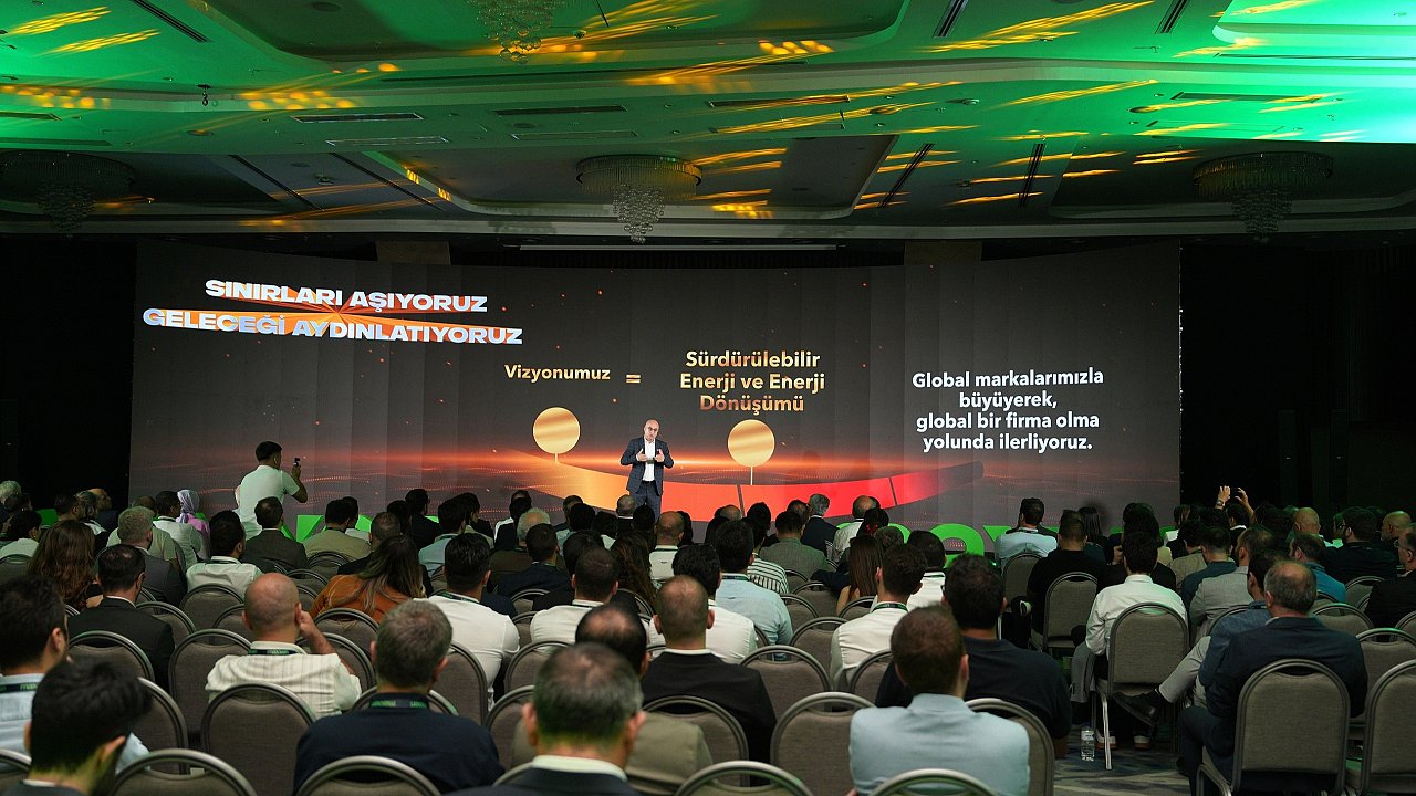 Enerjinin Geleceği Maxxen Ev Sahipliğinde Konuşuldu