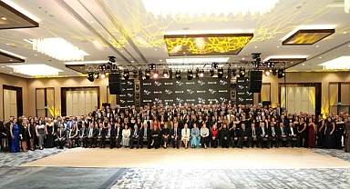 Form Şirketler Grubu, 60 yıllık başarı hikayesini unutulmaz bir geceyle taçlandırdı