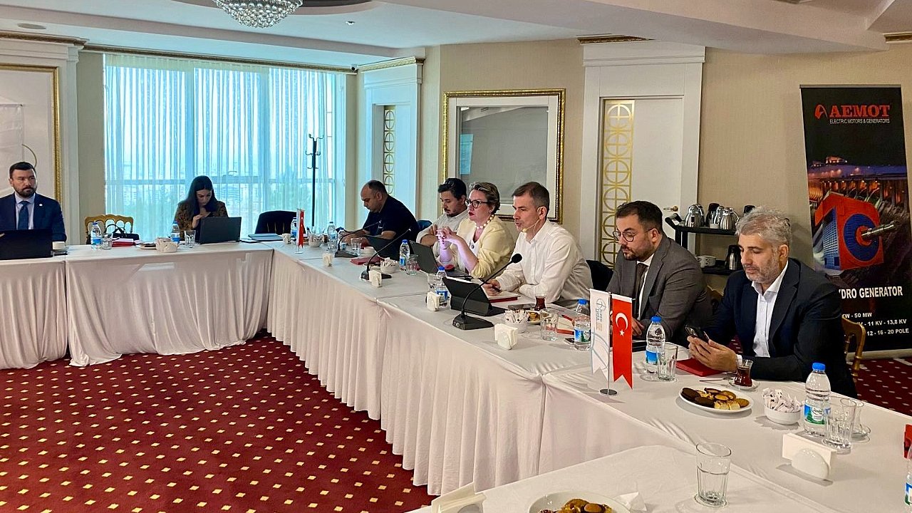 TÜREB Yönetimi Aksaray'da Önemli Ziyaretler Gerçekleştirdi