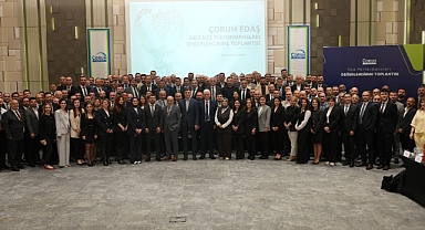 Çoruh EDAŞ İlçe Performanslarını Değerlendirdi, Çalışanlarını Ödüllendirdi