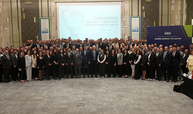Çoruh EDAŞ İlçe Performanslarını Değerlendirdi, Çalışanlarını Ödüllendirdi